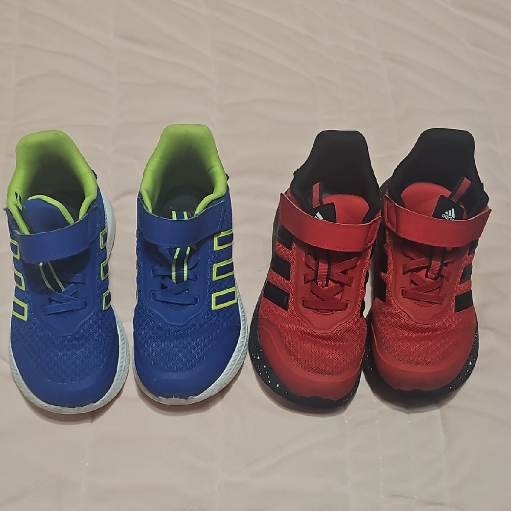 Adidas Kids Sneakers - Blue and Red Sz. 1 5